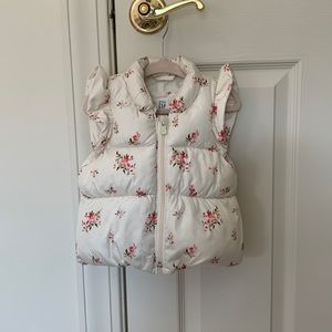 GAP kids floral puffer vest 12-18 months